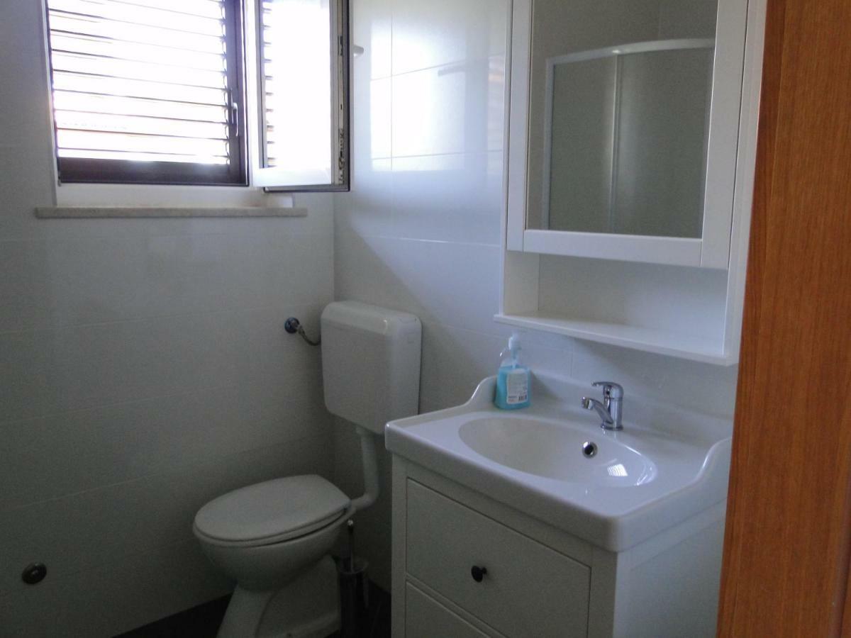 Apartment Pino Umag Bagian luar foto
